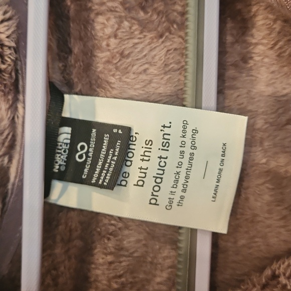 Northface women's osito jacket size small NWT - Picture 2 of 6